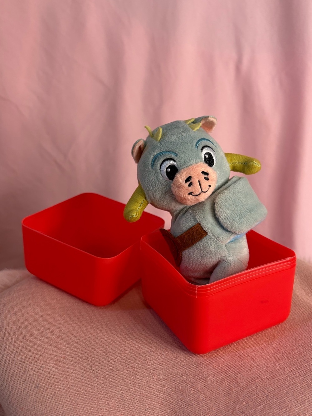 Star Wars Cutie Cuff Tauntaun- NWOT
